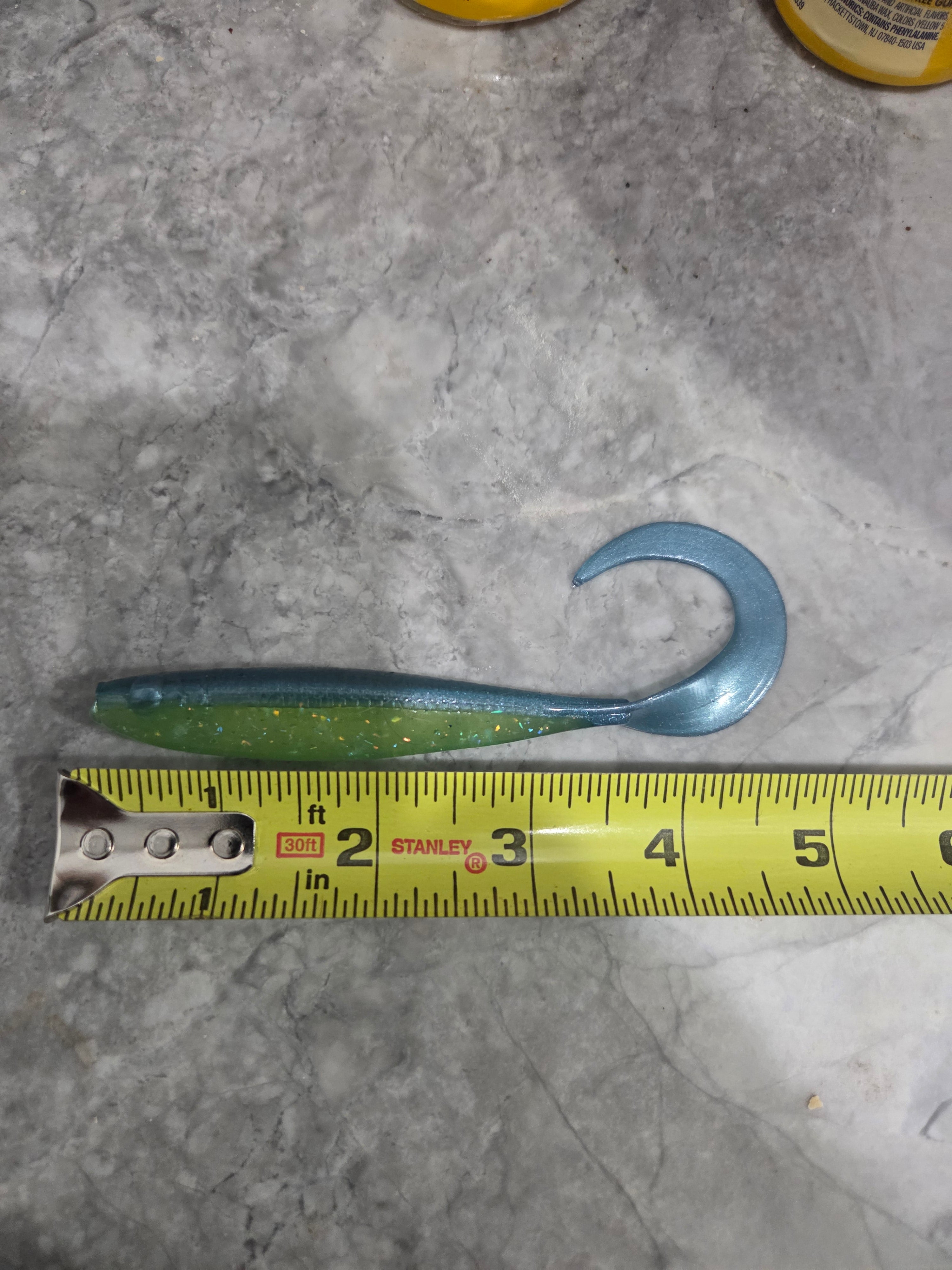 5" curly tail minnow 7inch extended