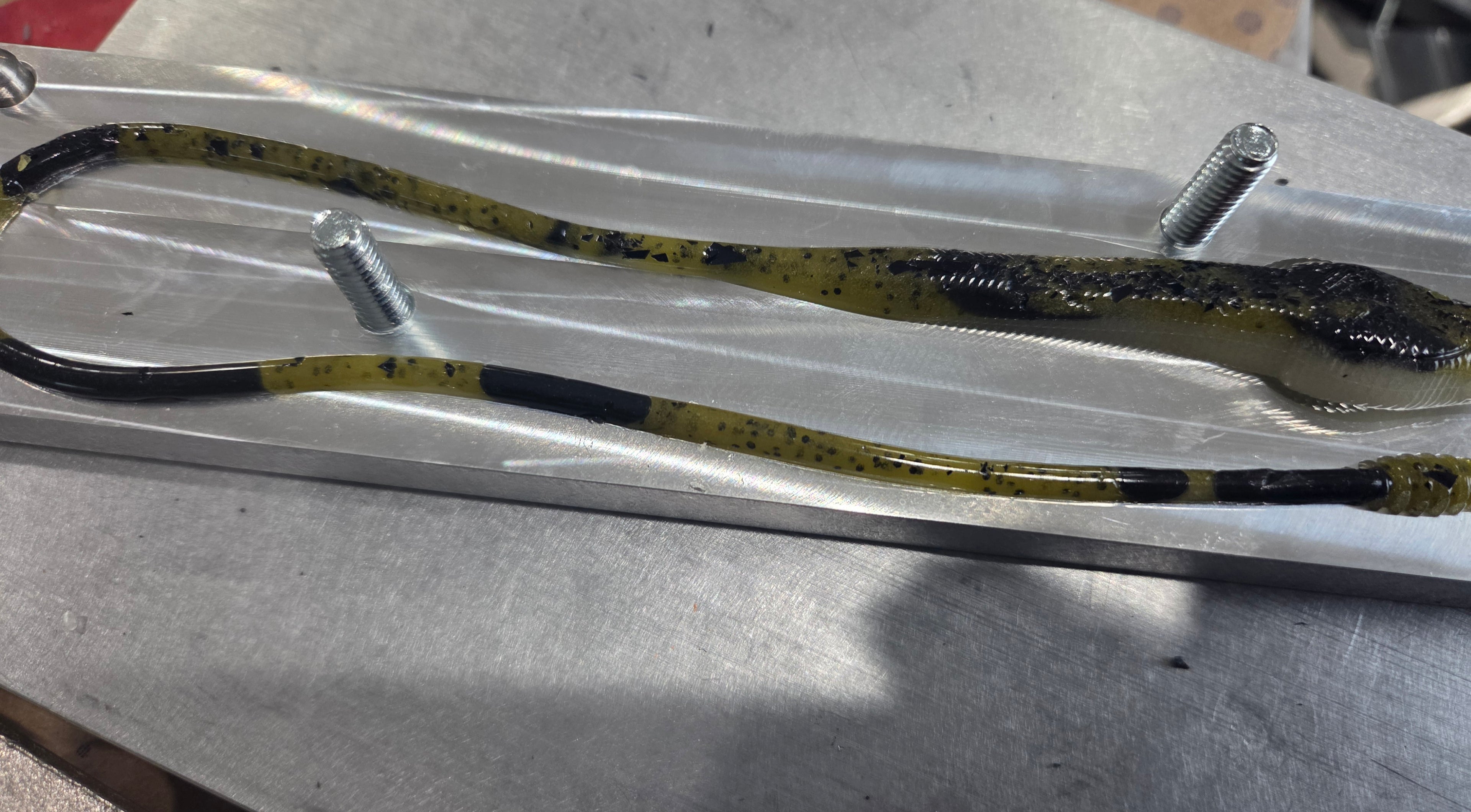16" Anaconda Floating Snake 2pc